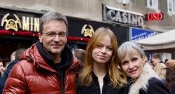 Saša Kopljar Badnjak provodi u centru Zagreba sa suprugom i kćeri manekenkom