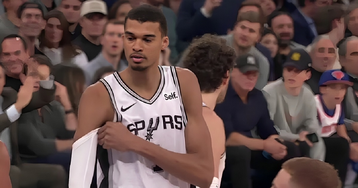 Prvi izbor drafta bio neprimjetan u kultnoj NBA dvorani. Vikali mu da je precijenjen