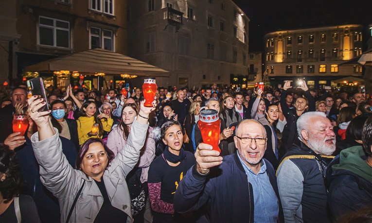 VIDEO U Splitu i večeras prosvjed. Svećenik: To su sotonska posla