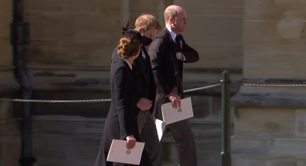 Čitači s usana otkrili što su William i Harry rekli jedan drugom nakon sprovoda