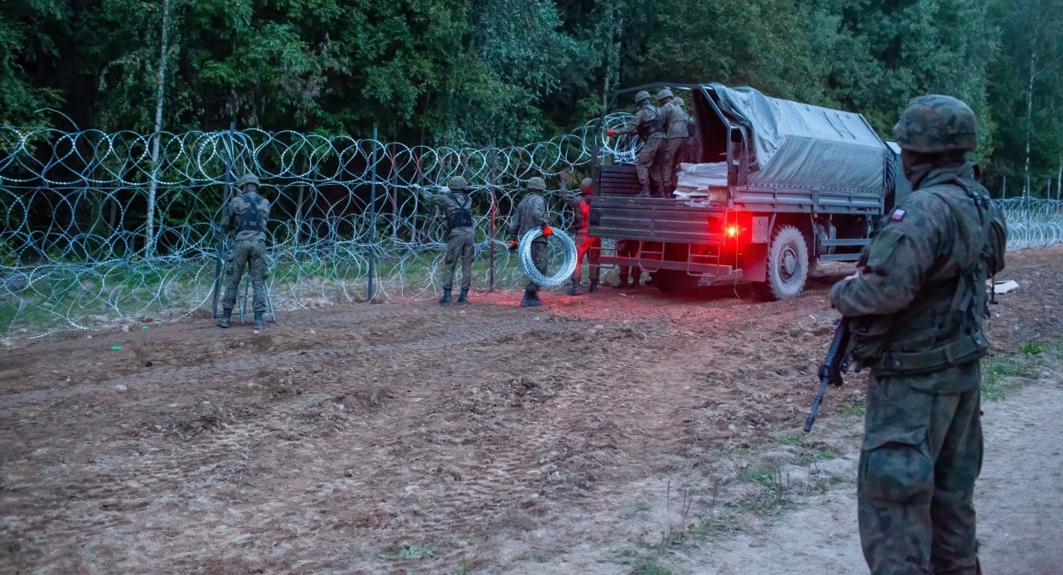 Poljska vlada danas raspravlja o obustavi prava na azil