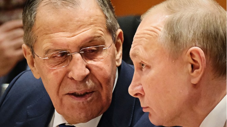 EU zamrznula imovinu Putinu i Lavrovu
