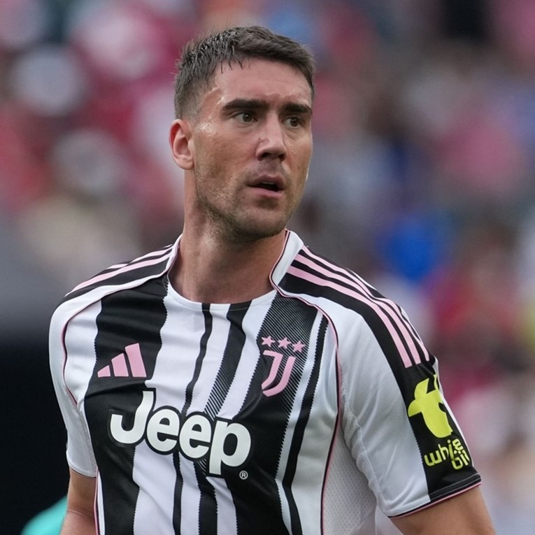 Kontroverzan potez Vlahovića. Srbin lajkom izluđuje navijače Juventusa