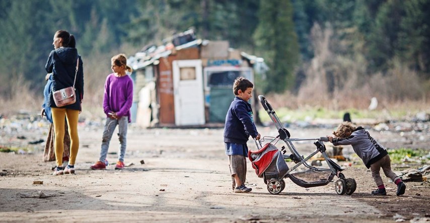 Ured za prava manjina: Velik broj romske djece napušta osnovnu školu