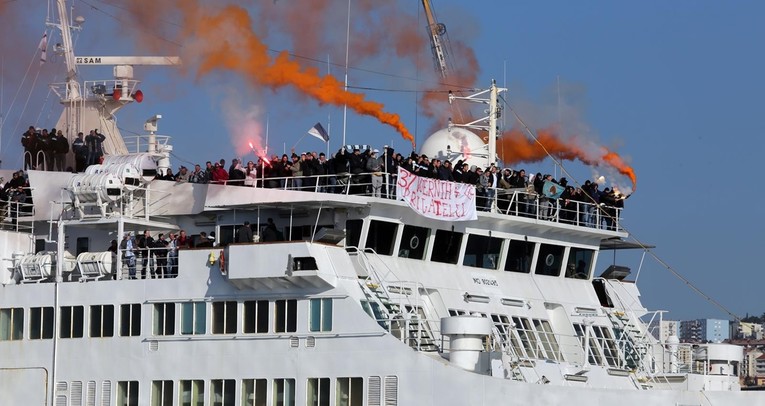 Riječka invazija: Armada u Split stiže brodom i s 20-ak autobusa