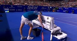 VIDEO Peti tenisač svijeta povraćao tijekom meča