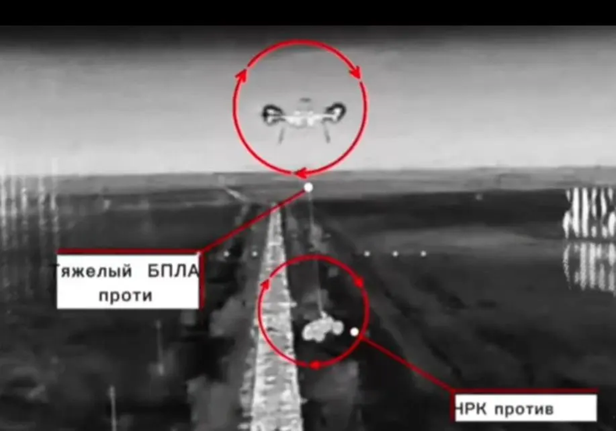 Ukrajinci prvi put u borbama upotrijebili robote. Dronom ga spustili iza ruskih linija