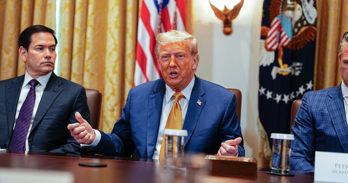 Trump: Putin nas zasipa go*nima