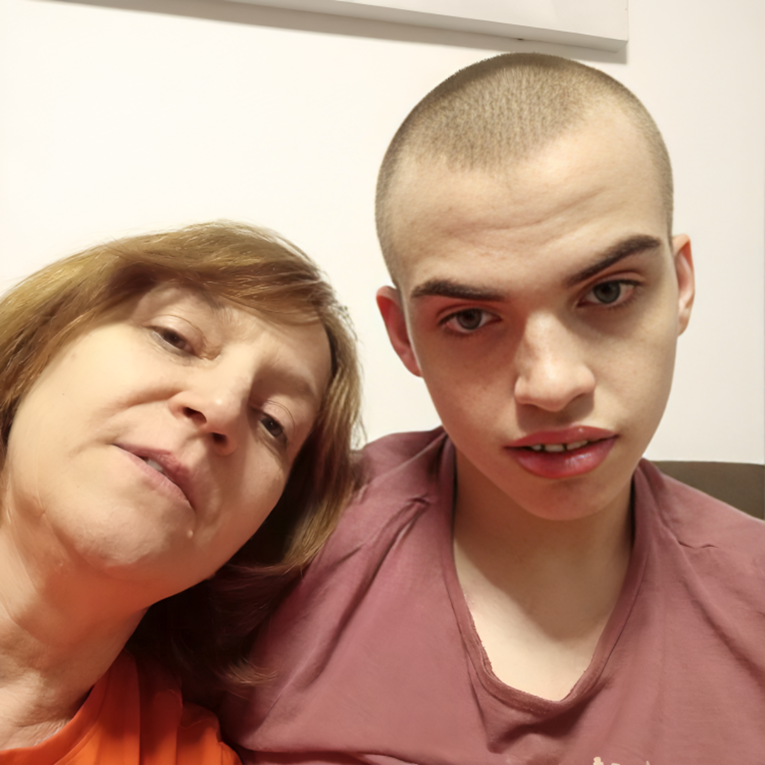 Sandra je u smrtnom strahu: "Ne mogu ni na operaciju jer nemam kamo sa sinom"