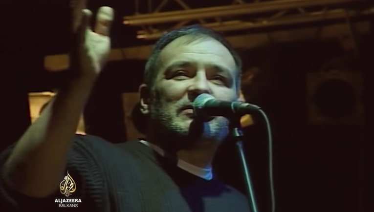 Kako je došlo do toga da Balašević 1998. godine održi koncert u razrušenom Sarajevu