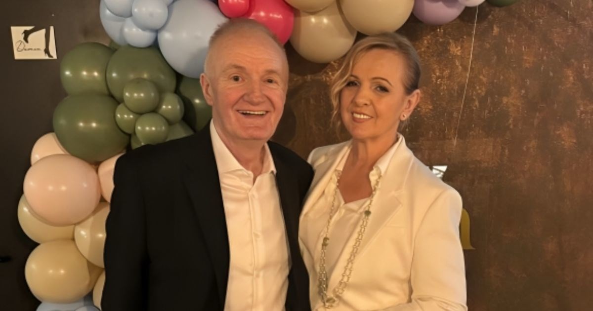 Mate Bulić objavio rijetku fotografiju sa suprugom Zdravkom: "Krstili smo našeg Tina"