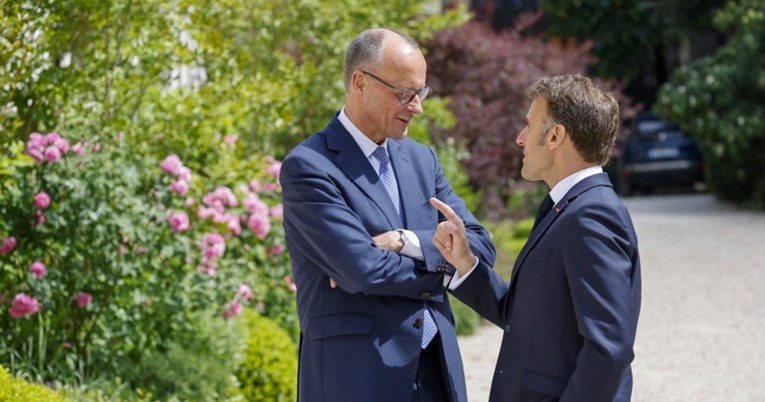 Sastaju se Macron i Merz, različiti pogledi na odgovor Trumpovim carinama