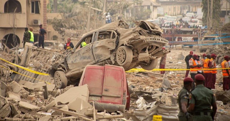 VIDEO Eksplozija razorila sedam kvartova u nigerijskom gradu. Otkriven i uzrok?