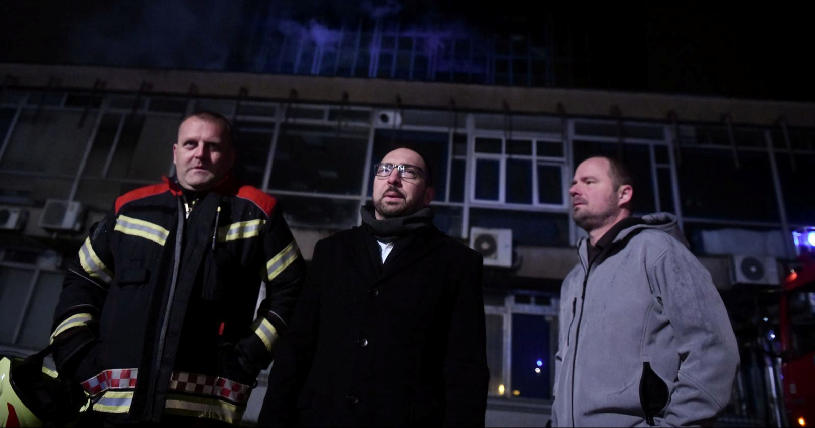 Tomašević kod Vjesnikovog nebodera: Šteta je totalna. Požar se stalno razbuktava