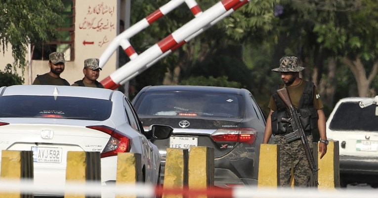 Pakistancima koji ne napuste Indiju prijeti zatvor. "Ni jedan ne smije ostati"