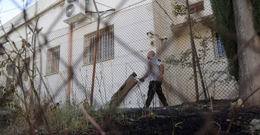 VIDEO Izraelci zapalili zgradu UN-ove agencije u Jeruzalemu