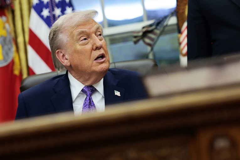 Trump preuzeo kontrolu nad regulacijom umjetne inteligencije