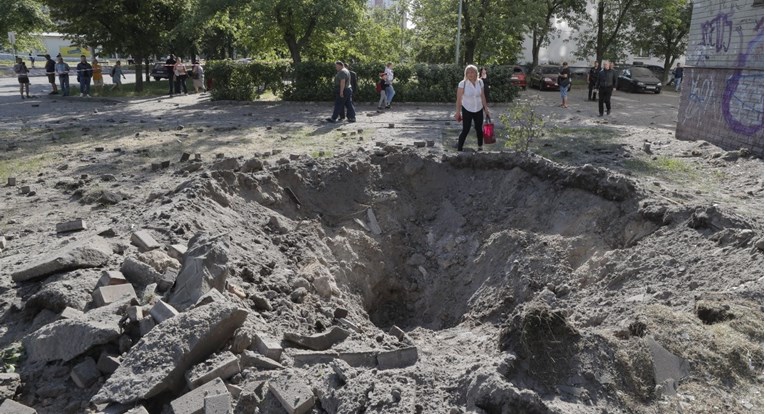 Sirene za zračnu opasnost u cijeloj Ukrajini, Rusija izvela dvije serije napada