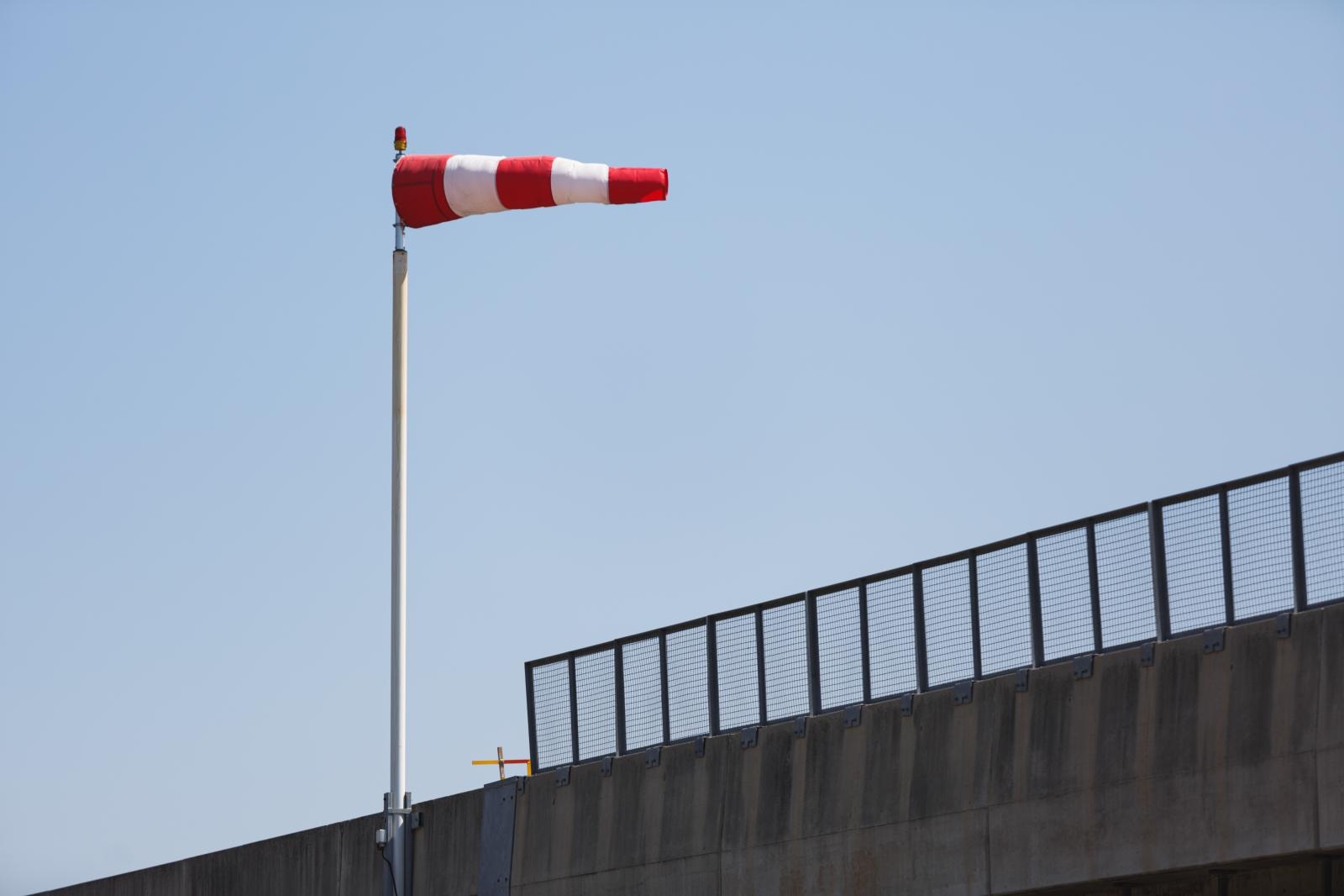 Zbog jakog vjetra ograničenja na cestama, na autocesti A7 viđene srne