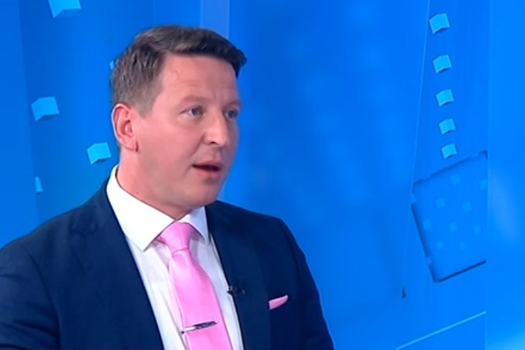 Zurovec: Je li važniji Thompsonov koncert ili cijene nafte?