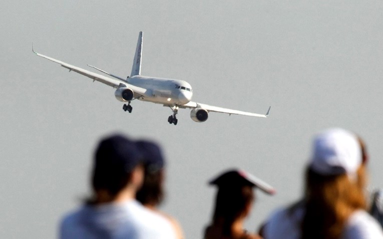 Žena u Rusiji prijetila da će dignuti u zrak avion, bila je pijana