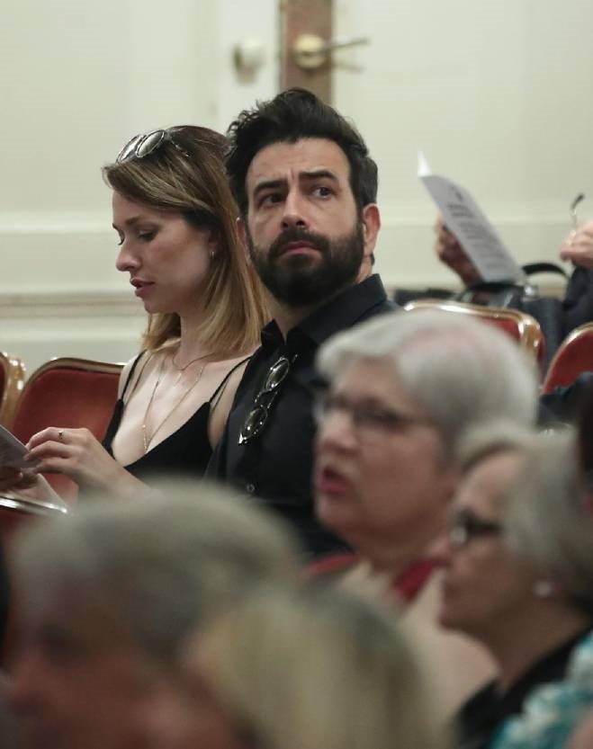 Ne prestaje s poslom: Trudna supruga Janka Popovića Volarića najavila nastup u Splitu