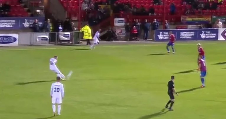 Ovakvu krađu vremena niste nikad vidjeli. Situacija iz Engleske postala viralan hit