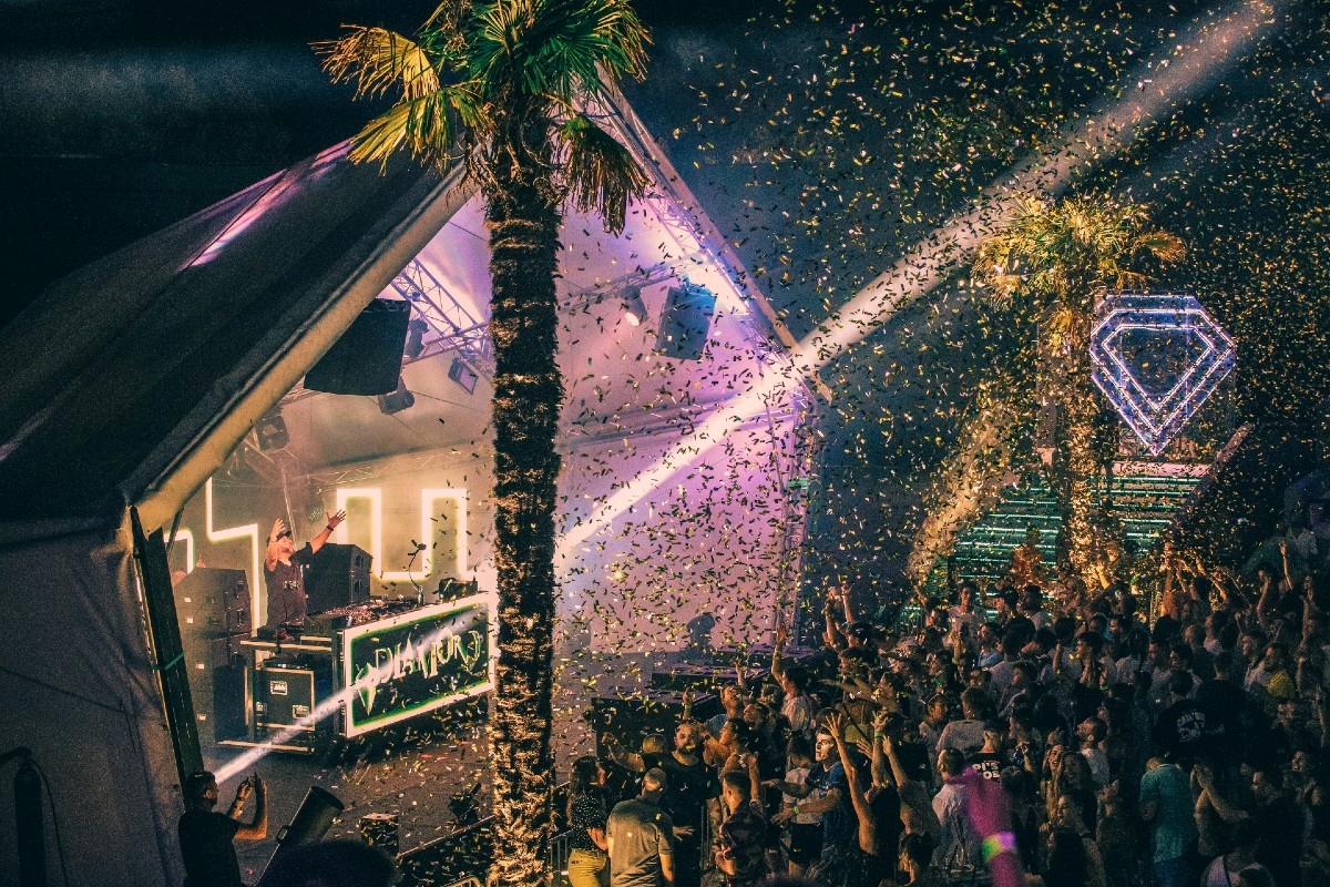 Novi klub na Jadranu je hit, izgleda brutalno. Dijelimo karte za ludi party