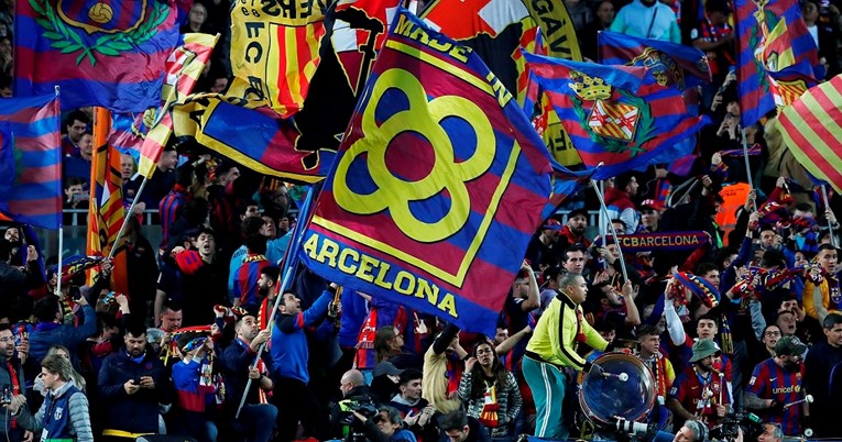 Želja Barcinih navijača postala je viralna. Ovo se dogodilo u 10. minuti El Clasica
