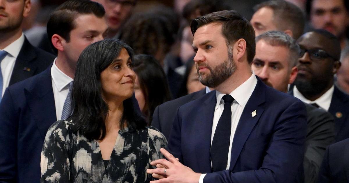 Oglasila se žena JD Vancea nakon što se mrežama širila fotka njihove navodne svađe