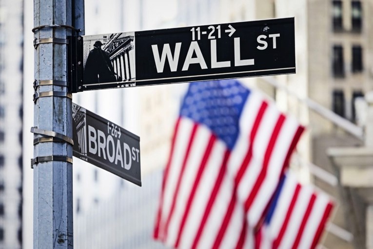 Wall Street se tehnički opravio od golemog šoka
