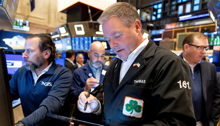 Wall Street pada četvrti dan zaredom