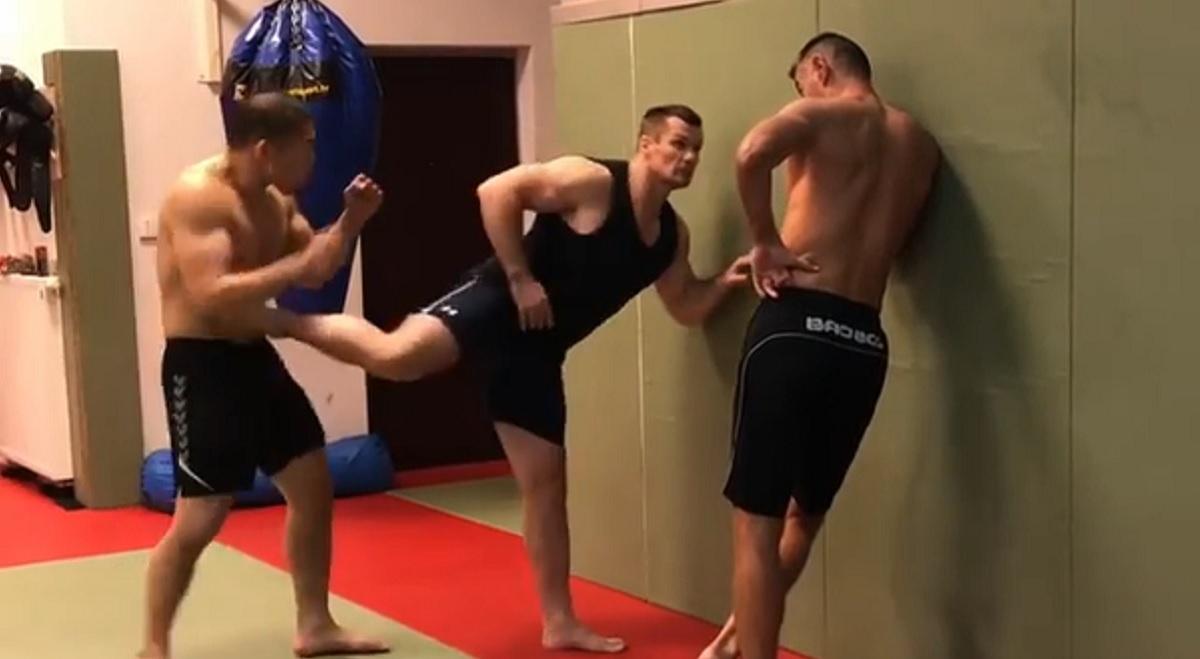 Cro Cop nasmijao videom iz dvorane: "Odbijanje bijednih pokušaja napada"