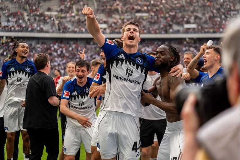 Nijemci: Velika zabava Vuškovića. Cijela HSV-ova obitelj oprašta se od Luke