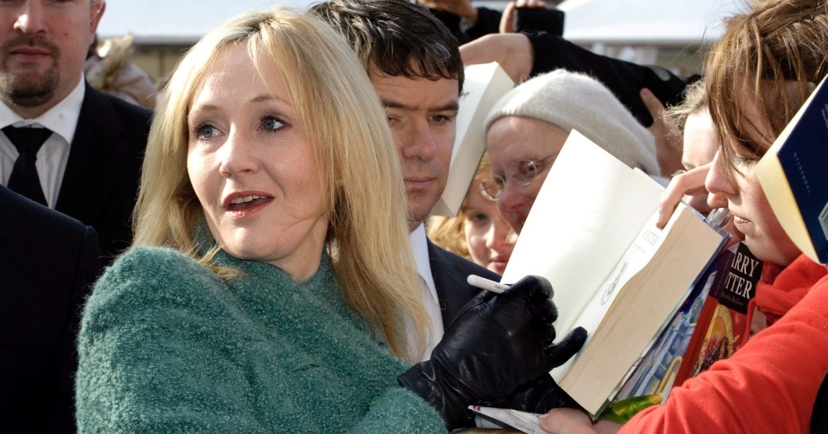 Zašto je J. K. Rowling toliko omražena da nije bila ni na okupljanju Harryja Pottera?