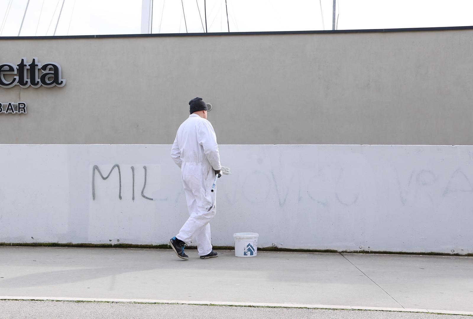 FOTO U Splitu osvanuli grafiti s uvredama Milanoviću. Brzo su prebojani