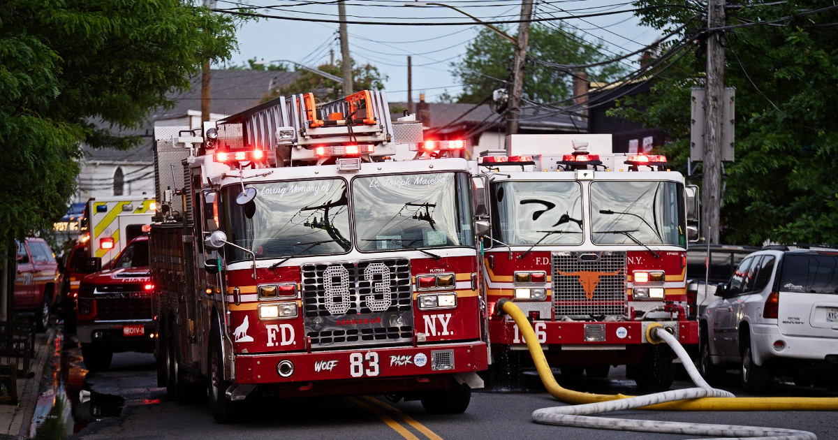 Eksplozija na brodogradilištu u New Yorku, jedna osoba poginula