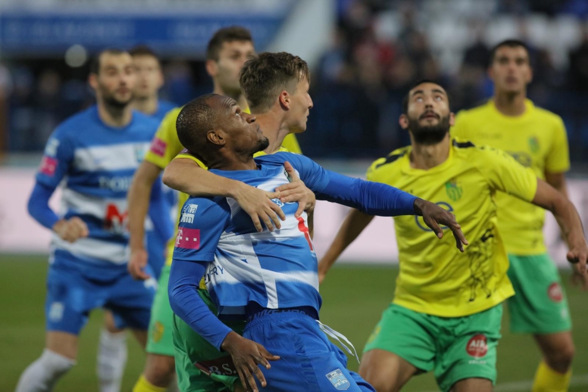 OSIJEK - ISTRA 1:0 Osječani golom iz penala u 94. minuti do trećeg mjesta