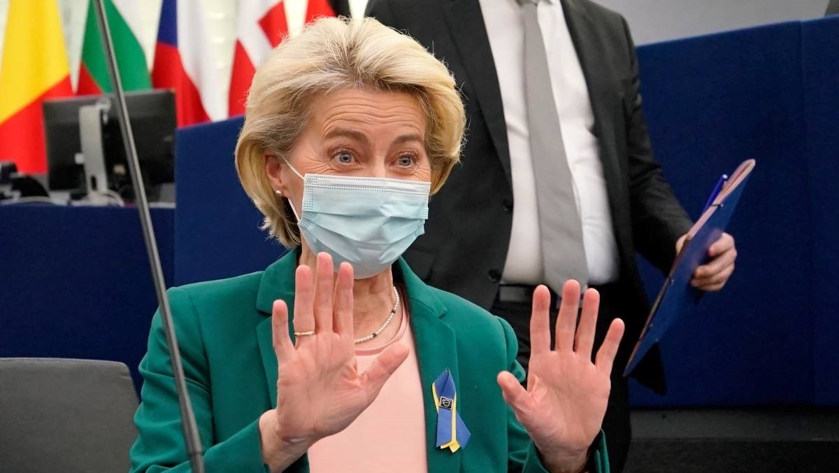 Sud EU: Von der Leyen mora prestati skrivati ugovore o nabavi cjepiva za koronu