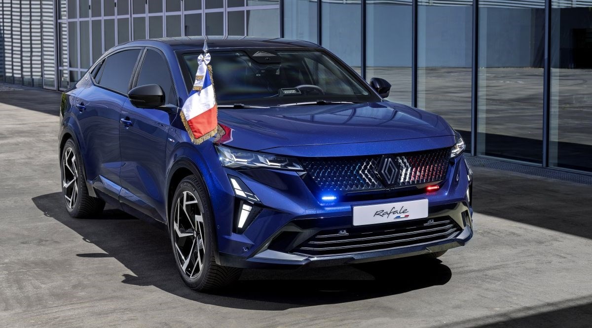 Francuski predsjednik dobiva novi službeni auto. Ovaj Rafale je slika Francuske