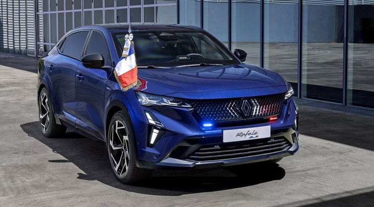 Francuski predsjednik dobiva novi službeni auto. Ovaj Rafale je slika Francuske