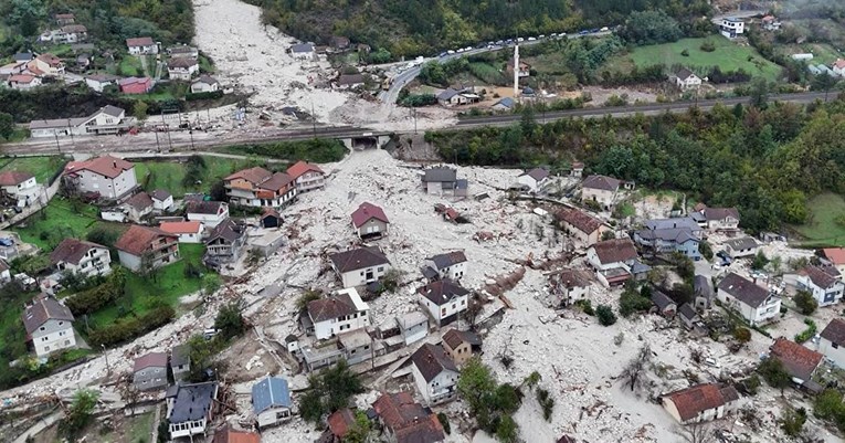 VIDEO Ovako jutros izgleda razorena Jablanica