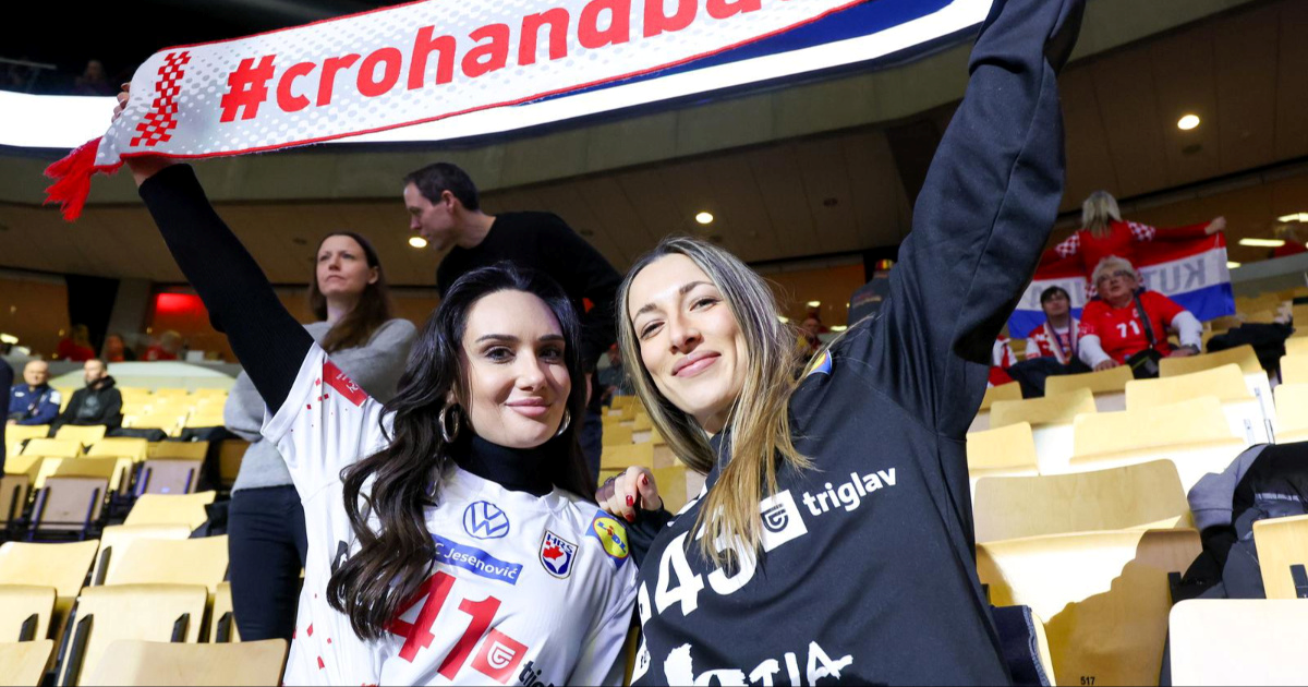 FOTO Lijepe navijačice privukle poglede na tribinama u Herningu