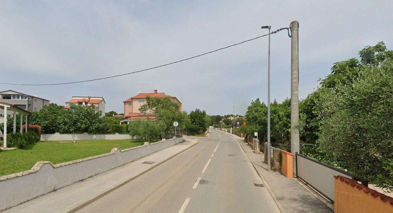 Kod Medulina pokušao pregaziti policajca