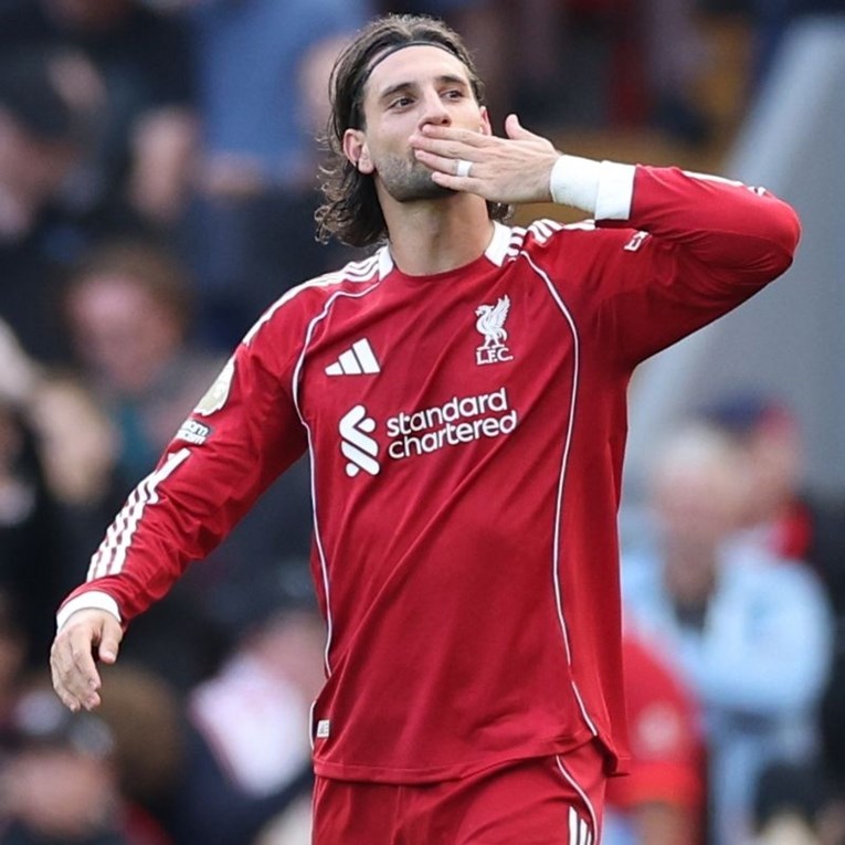 VIDEO Szoboszlai golčinom iz slobodnjaka donio pobjedu Liverpoolu nad Arsenalom