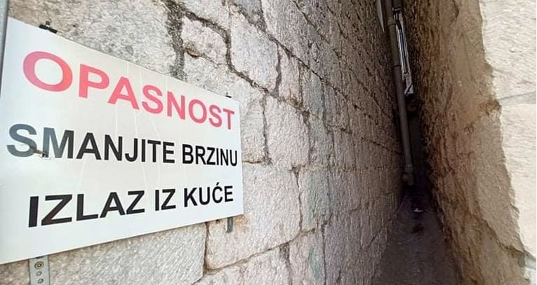 Natpis ispred ulice u Dalmaciji nasmijao mnoge: "Nema šanse ovdje proći"