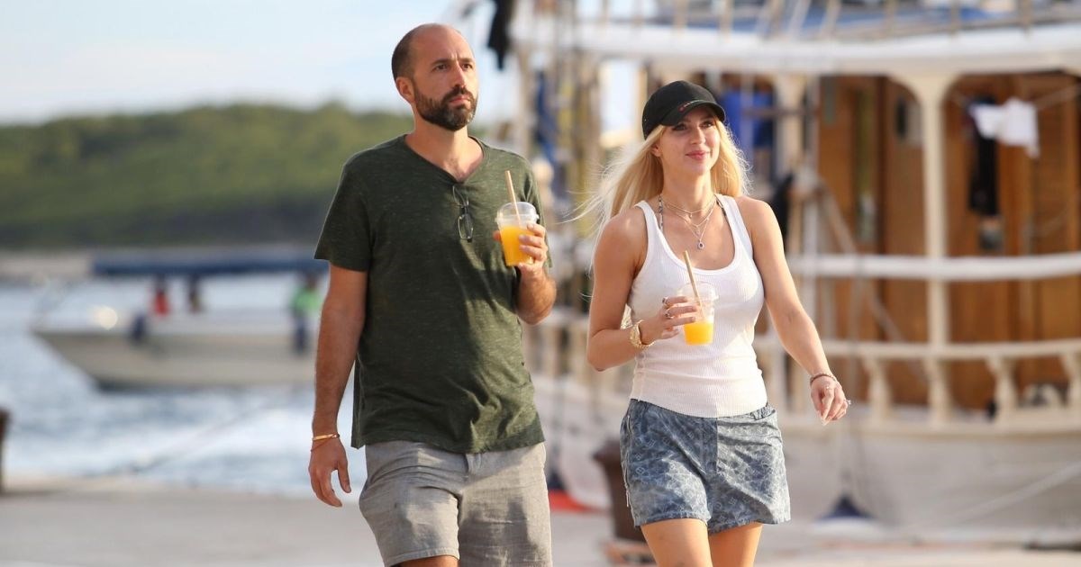 Suprug Christine Quinn zatražio zabranu prilaska, tvrdi da nije udario sina (2) bocom