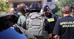 Bivši policajac kojeg traže u Trogiru prijetio ženi i djeci, govorio da će ih ubiti