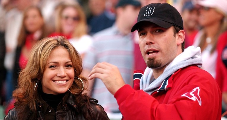 Objavljene fotografije Jennifer Lopez i Bena Afflecka na kojima se ljube