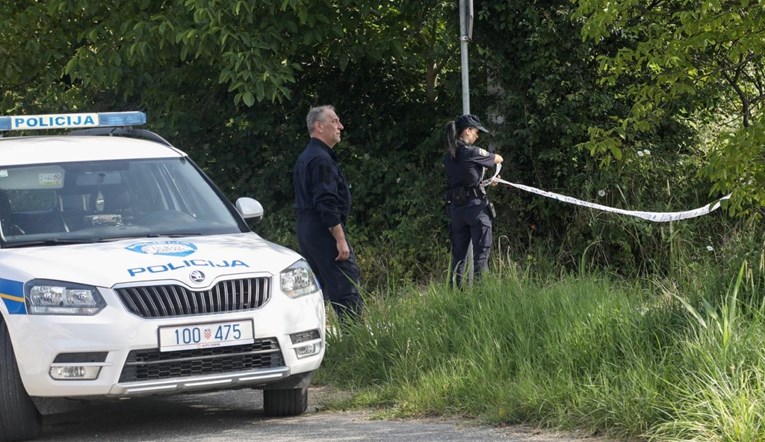 U Osijeku preminula djevojka (21), upucana iz policijskog pištolja